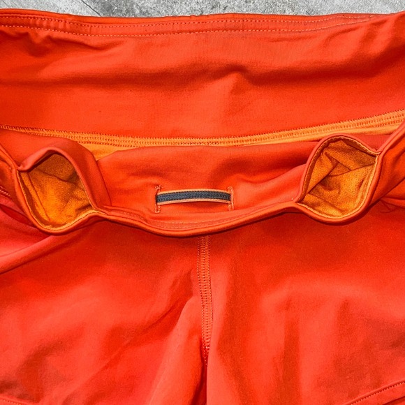 Lululemon Women's Speed Up Shorts 2.5 - Picture 8 of 8